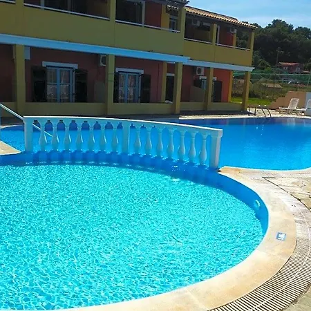 Alexis Pool Hotel