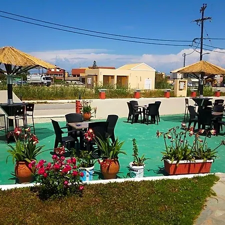 Alexis Pool Hotel Sidárion