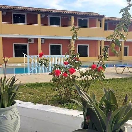 Alexis Pool Hotel Sidárion