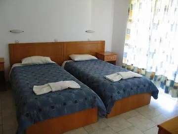 Alexis Pool Hotell 3*